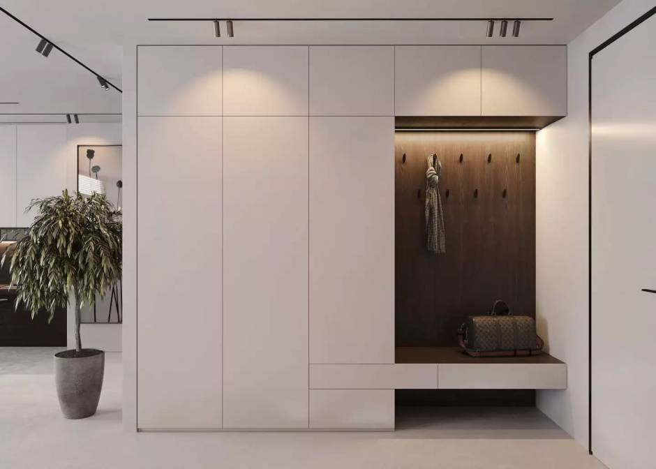 Шкафы, встроенные в прихожую – экономят пространство